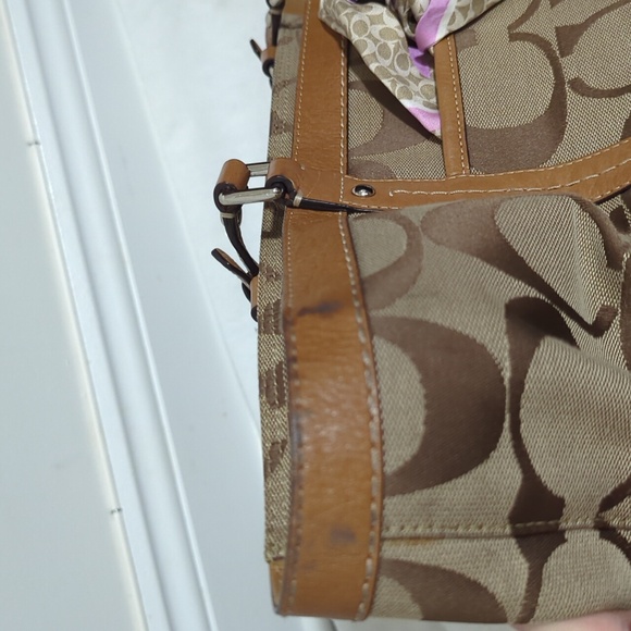 Vintage Coach Tote Bag (matching wallet and purse scarf included) - Picture 15 of 15